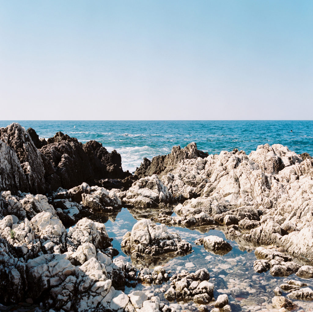 There are so many options for an engagement session on the French Riviera.